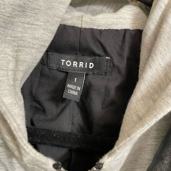 Torrid Black Gray Mixed Media Faux Leather Hooded Moto Jacket, 1X 14/16 - Picture 3 of 13